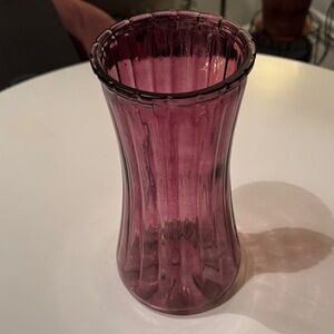 Chic Amethyst Glass Vase